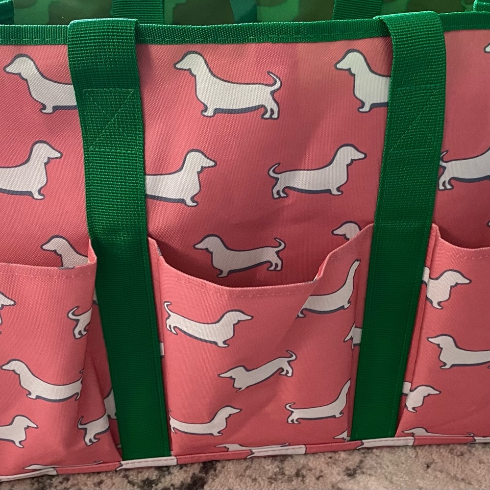 NWT Pink & Green Dachshund Dog Travel Beach Swim Tote Bag & Matching Towel Set - Picture 3 of 7